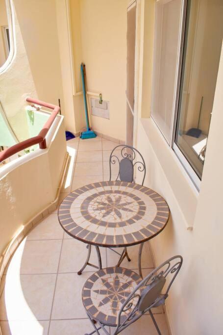 T3 Encantador Com Piscina Wifi E Perto De Apartamento